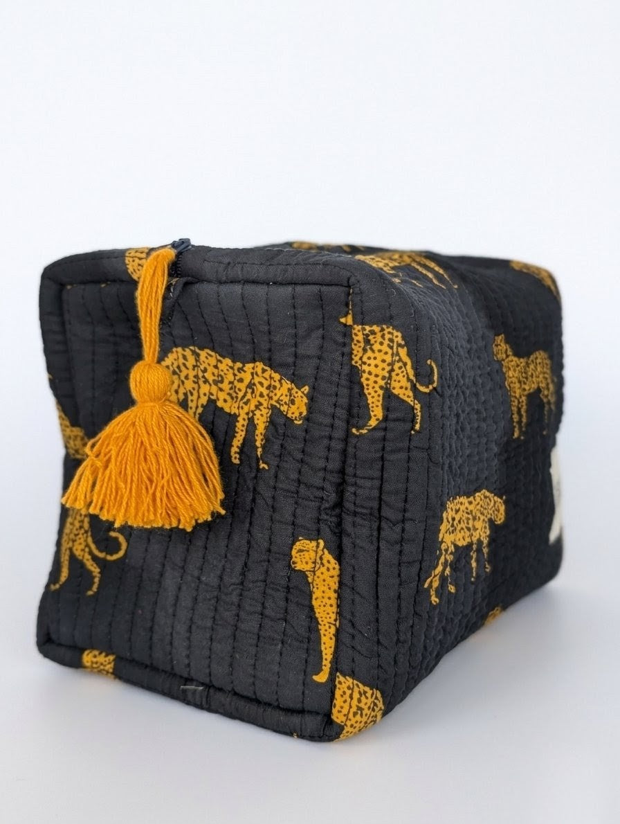 Navy Cheetah | Washbag